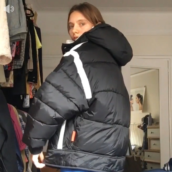 Biannual Cocoon Puffer in Black - Picture 5 of 6